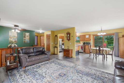 483 Prairie Lane, Hudson, WI 54016