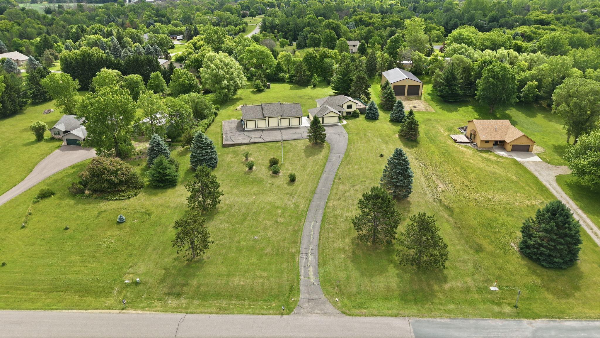 Welcome to 483 Prairie Lane!