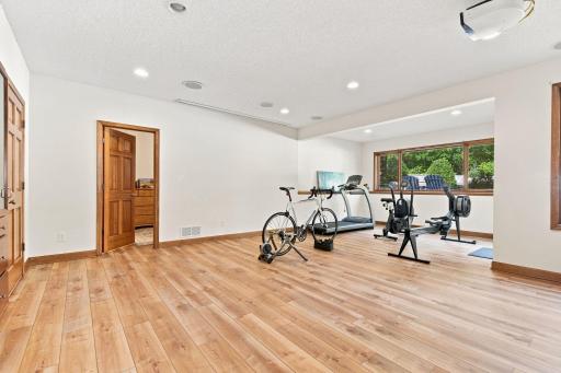 11499 Ashley Court, Inver Grove Heights, MN 55077