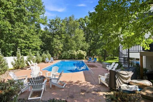 11499 Ashley Court, Inver Grove Heights, MN 55077