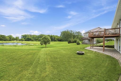 1051 Prairie Ridge Lane, Lester Prairie, MN 55354
