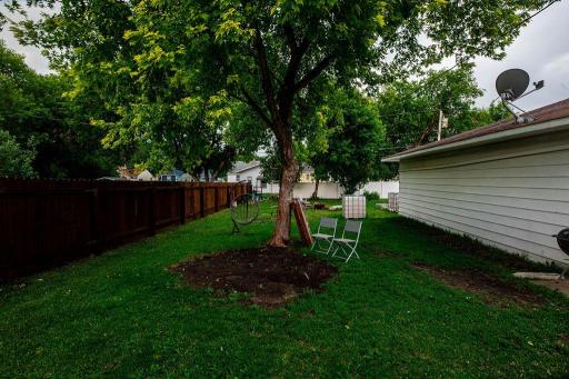 808 15th Street N, Moorhead, MN 56560