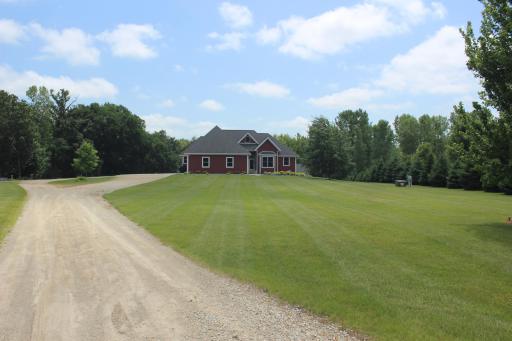 75184 118th Avenue, Blooming Prairie, MN 55917