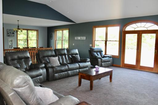 75184 118th Avenue, Blooming Prairie, MN 55917