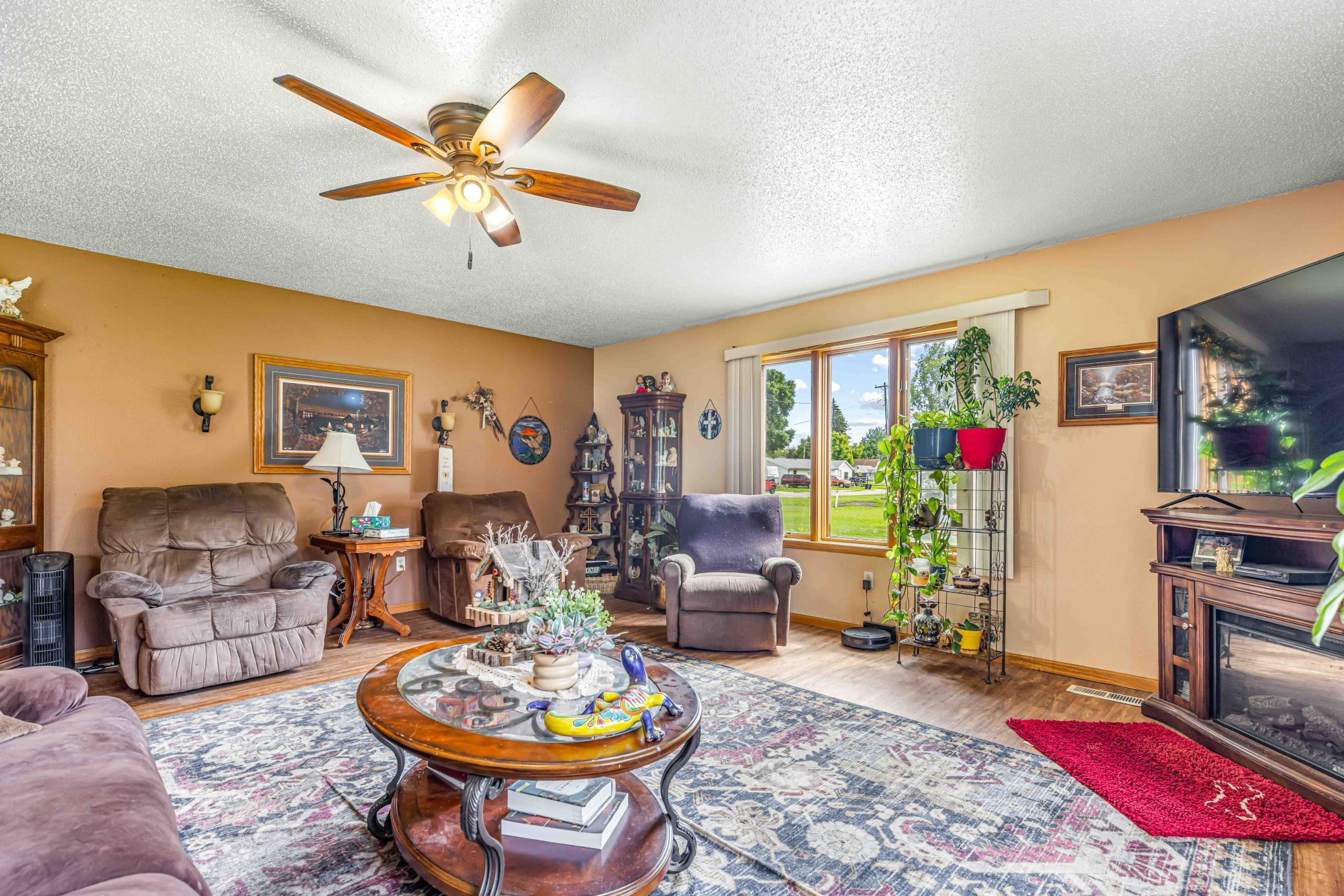 313 W 3rd Ave S Ada-24.jpg