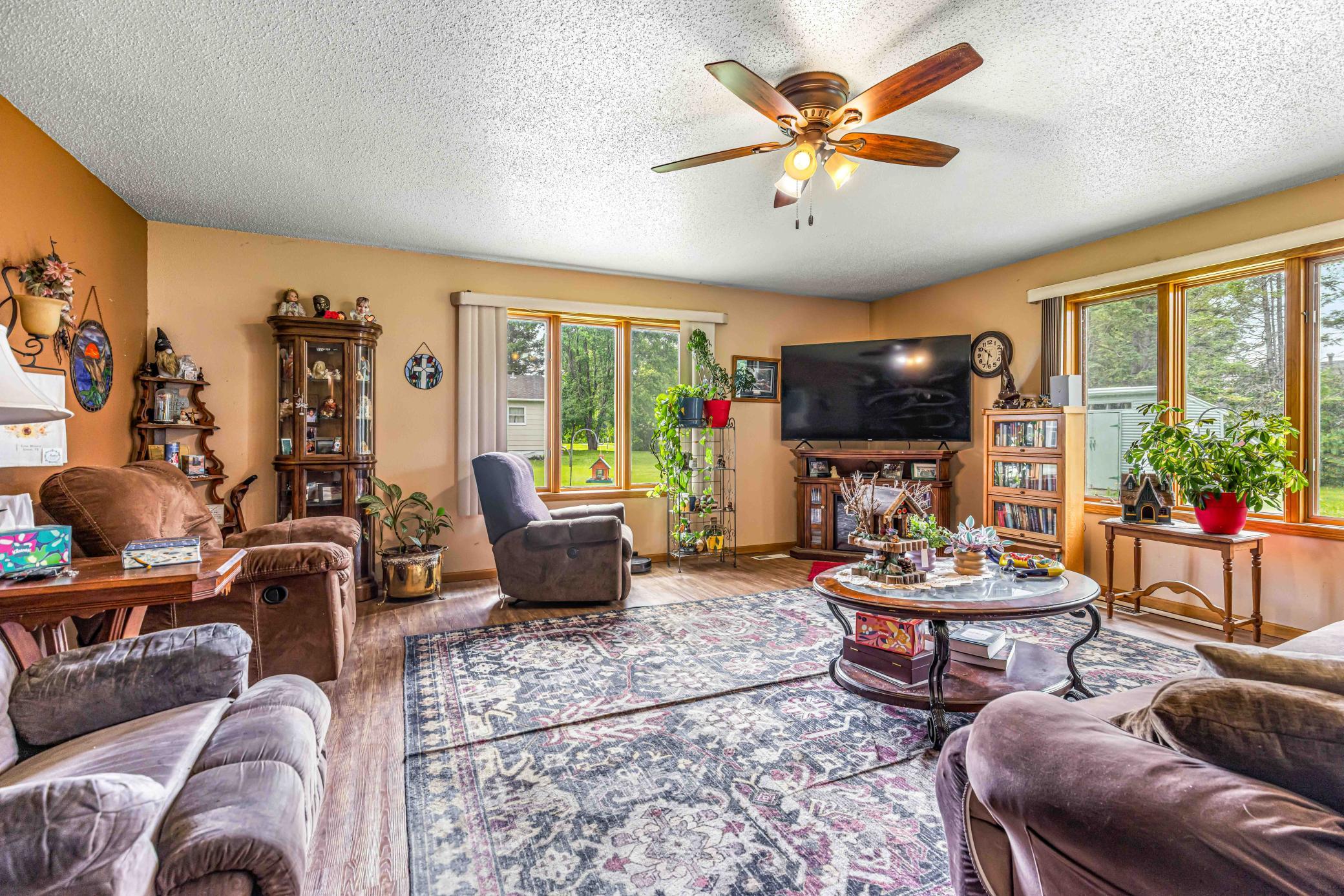313 W 3rd Ave S Ada-23.jpg