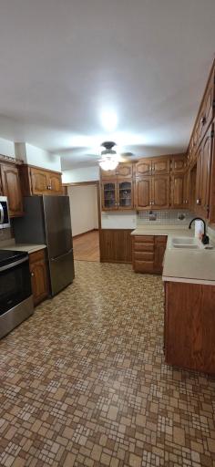 806 Lincoln Avenue, Albert Lea, MN 56007