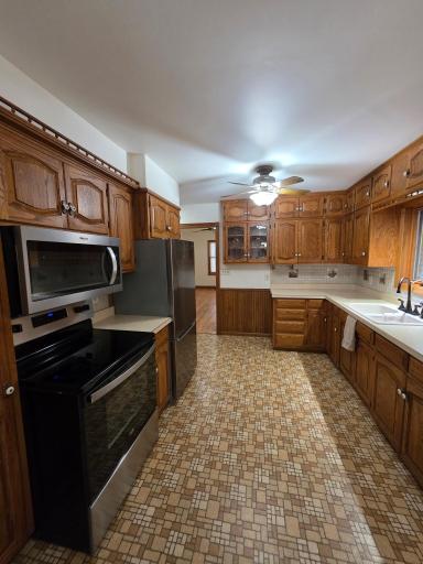 806 Lincoln Avenue, Albert Lea, MN 56007
