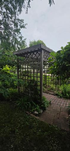 806 Lincoln Avenue, Albert Lea, MN 56007