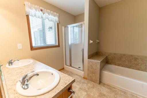 2880 126th Avenue NW, Coon Rapids, MN 55448