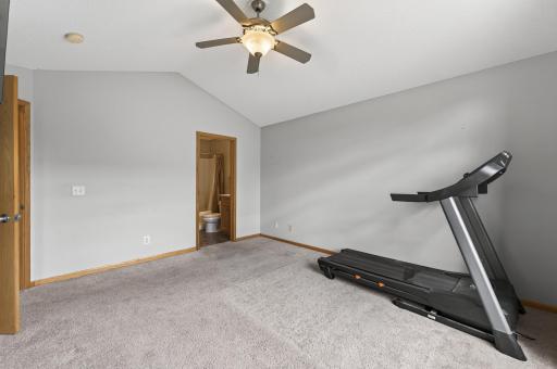 4928 159th Street N, Hugo, MN 55038