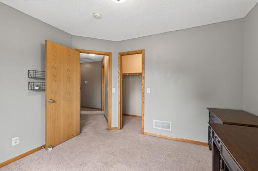 4928 159th Street N, Hugo, MN 55038