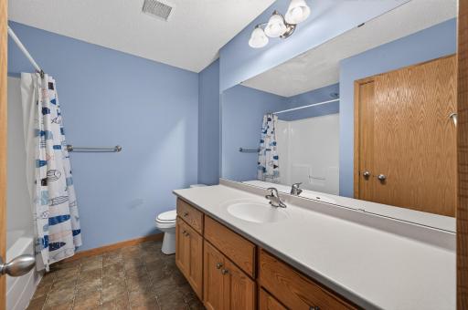 4928 159th Street N, Hugo, MN 55038