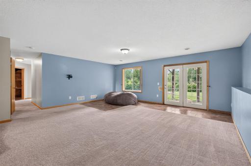 4928 159th Street N, Hugo, MN 55038