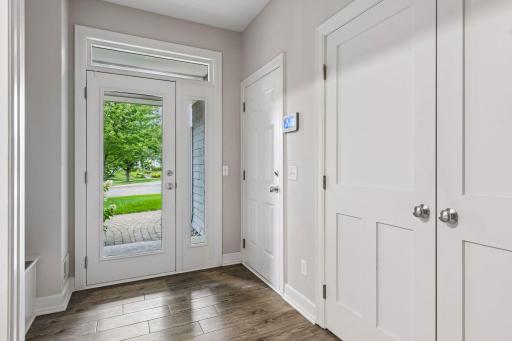 3300 Crestmoor Bay, Woodbury, MN 55125