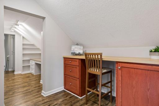 3300 Crestmoor Bay, Woodbury, MN 55125