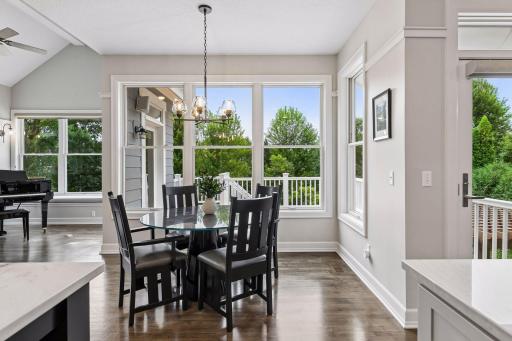3300 Crestmoor Bay, Woodbury, MN 55125