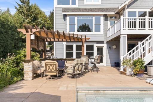 3300 Crestmoor Bay, Woodbury, MN 55125