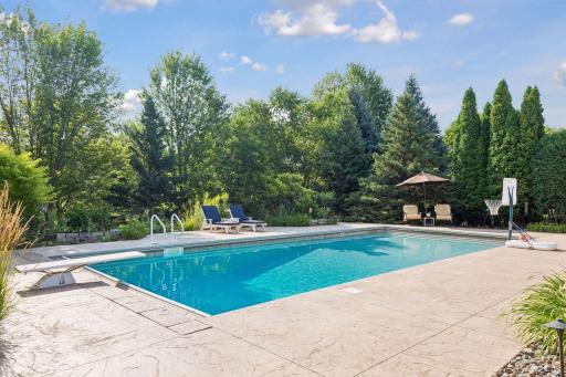 3300 Crestmoor Bay, Woodbury, MN 55125