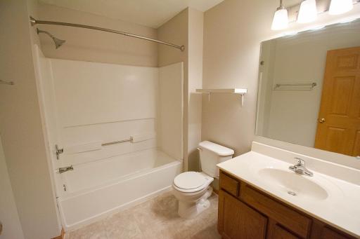 1876 Deerhaven Lane NE, 2, Rochester, MN 55906