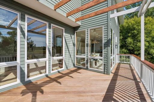 Refreshed deck with new pergola and drink ledge. Enjoy the view.