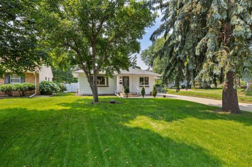 2812 30th Avenue NE, Minneapolis, MN 55418