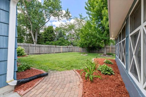 181 91st Lane NE, Minneapolis, MN 55434