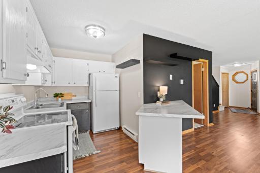 2457 Broadway Avenue S, A, Rochester, MN 55904