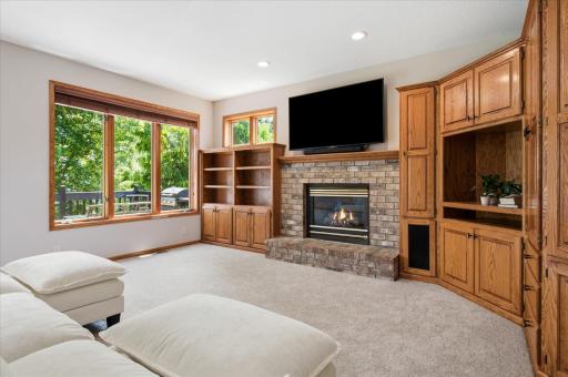 5900 Otter Ridge Circle, White Bear Lake, MN 55110