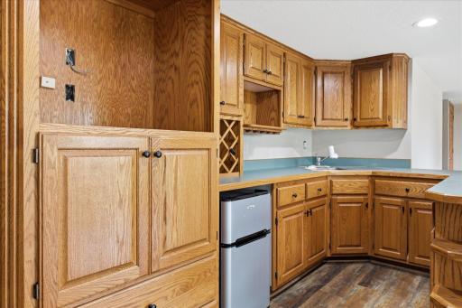 5900 Otter Ridge Circle, White Bear Lake, MN 55110