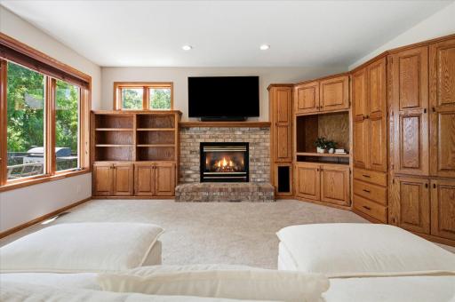 5900 Otter Ridge Circle, White Bear Lake, MN 55110
