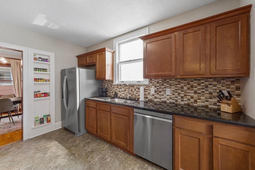 26 kitchen.jpg
