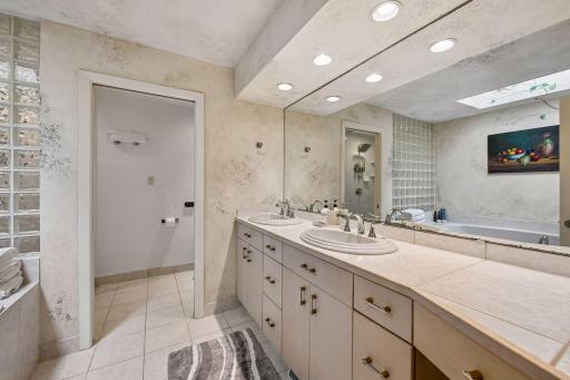 12001 Hilloway Road W, Minnetonka, MN 55305