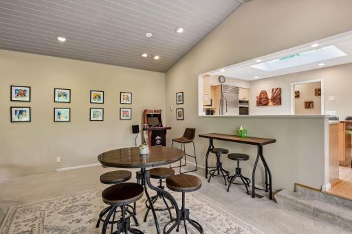 12001 Hilloway Road W, Minnetonka, MN 55305