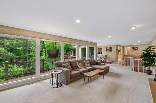 12001 Hilloway Road W, Minnetonka, MN 55305