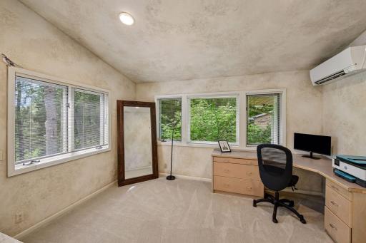 12001 Hilloway Road W, Minnetonka, MN 55305