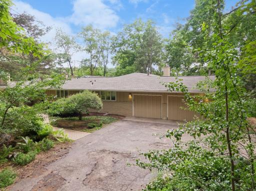 12001 Hilloway Road W, Minnetonka, MN 55305