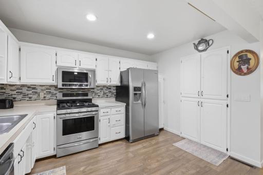 1725 129th Lane NW, Minneapolis, MN 55448