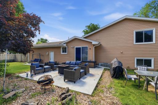 1725 129th Lane NW, Minneapolis, MN 55448