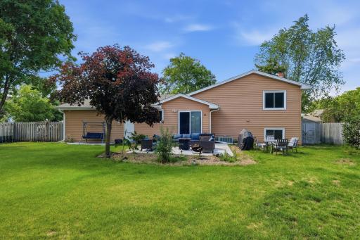 1725 129th Lane NW, Minneapolis, MN 55448