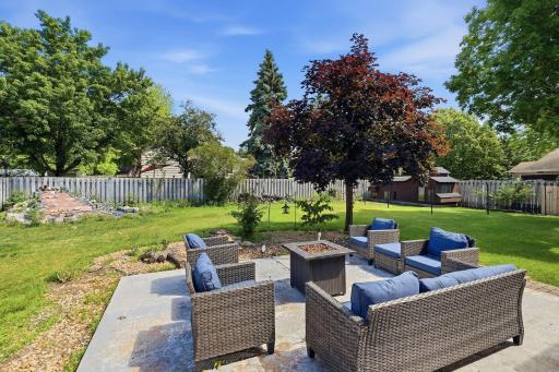 1725 129th Lane NW, Minneapolis, MN 55448