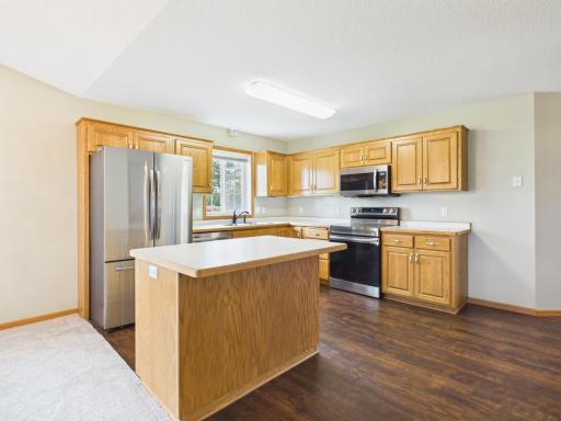 632 Minnesota Avenue, Big Lake, MN 55309