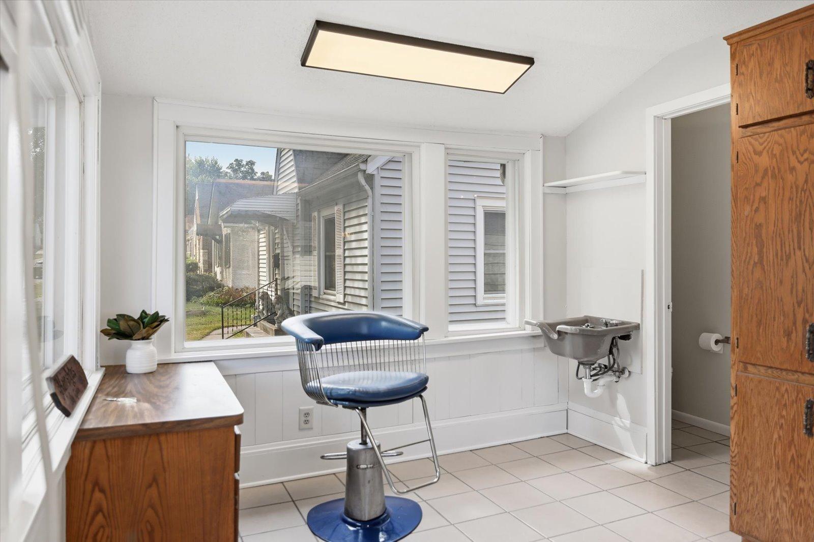 Salon