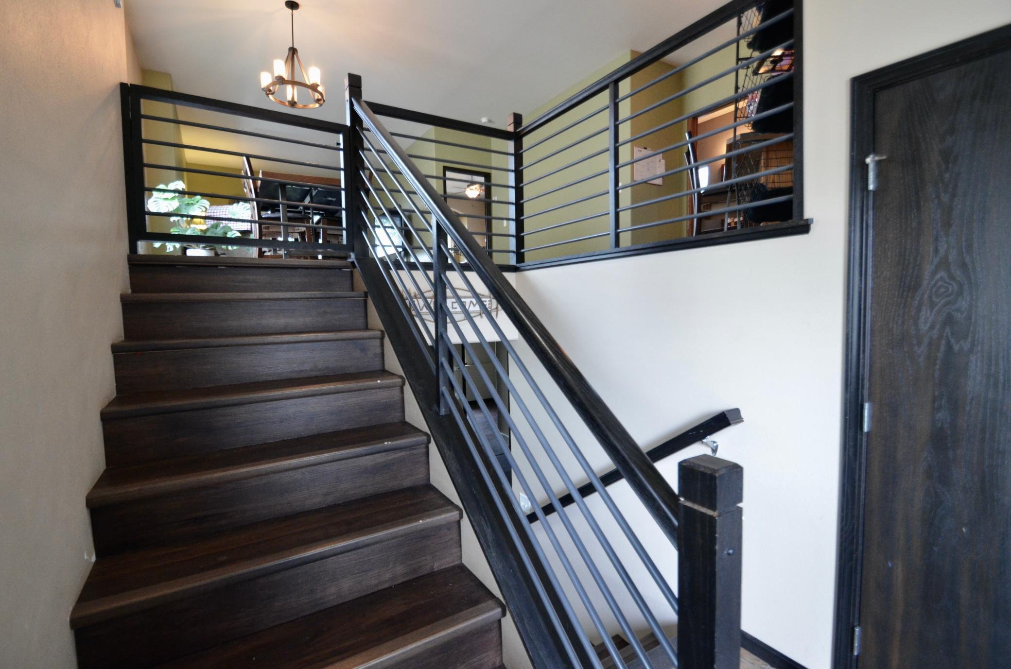Updated Railing.JPG