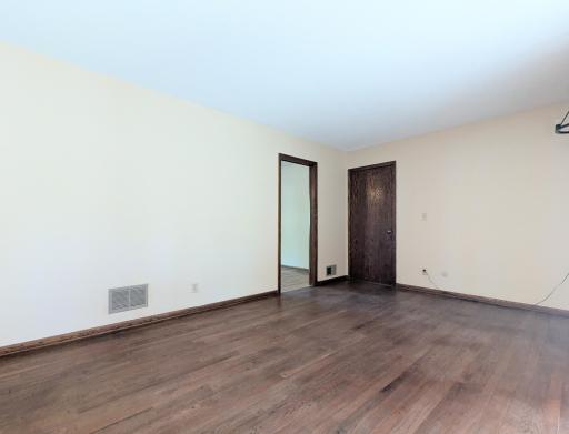 Woodbury, MN 55125
