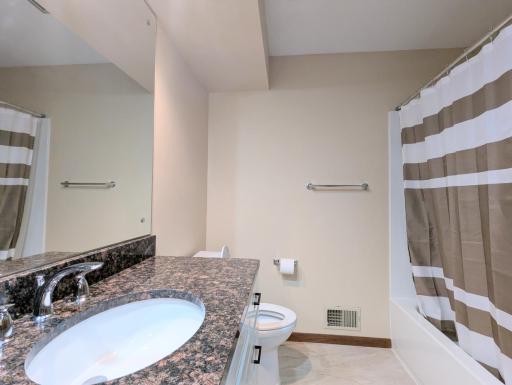 Woodbury, MN 55125