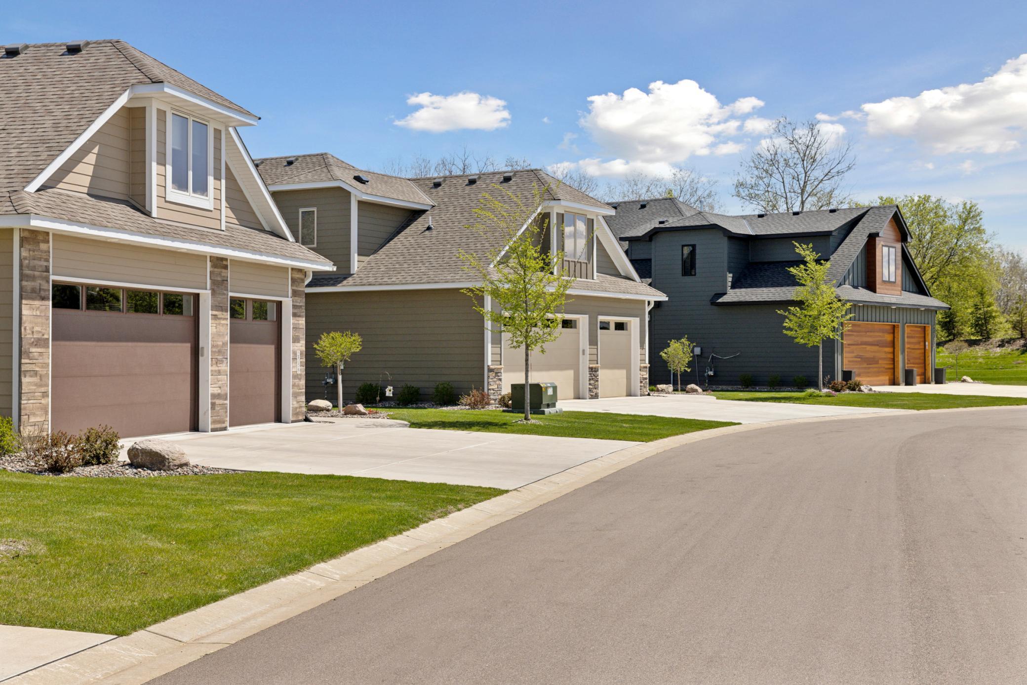 Paulson Construction_110th Court Northeast_Neighborhood_005.jpg