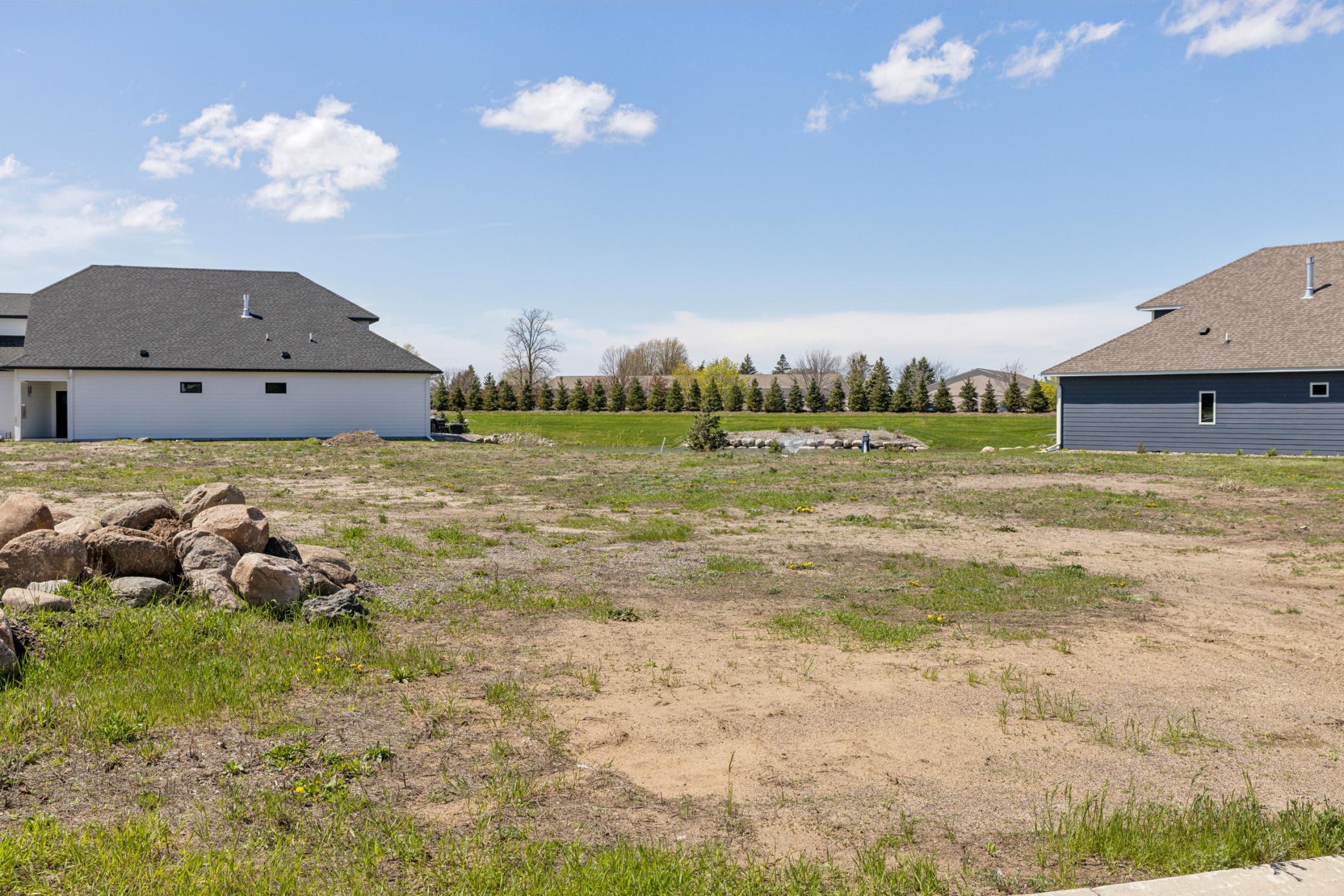 Paulson Construction_2535 110th Court Northeast_Exteriors_003.jpg
