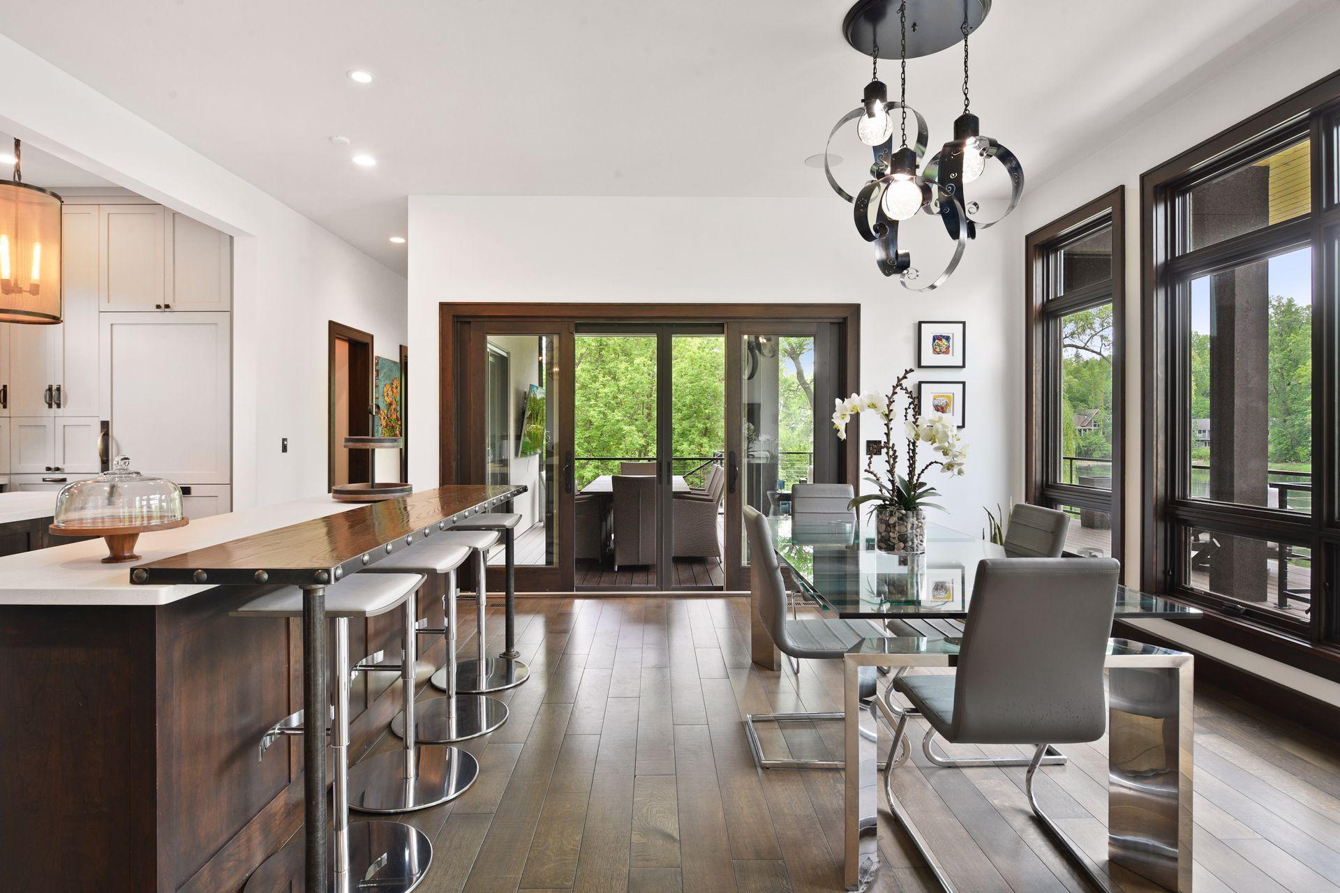 Dining Room- Porch
