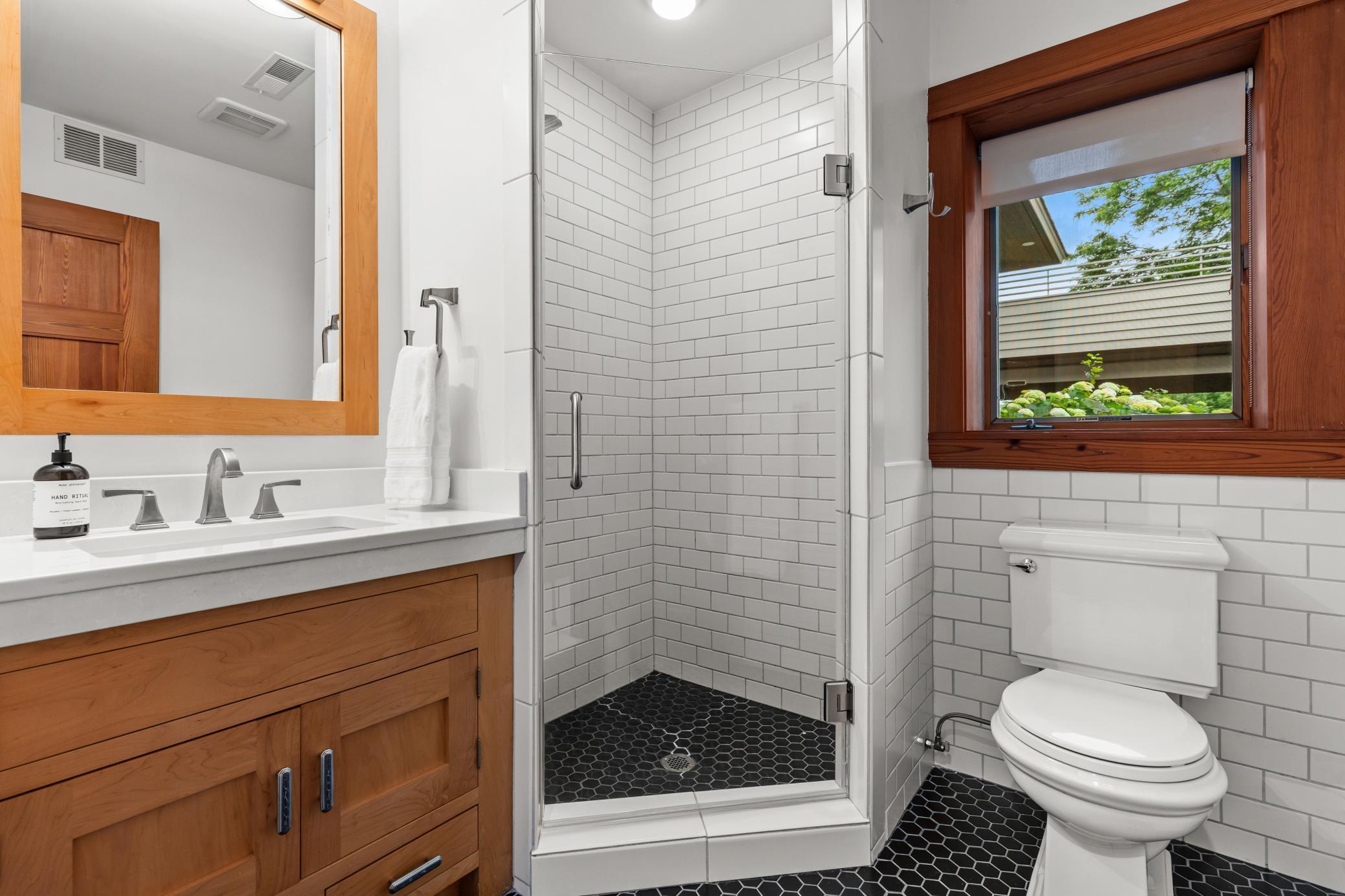 Lower level ensuite bathroom